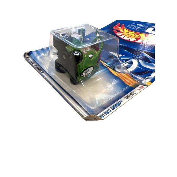 Hot Wheels 2001 First Editions 17 of 36 Collectable Car Hyper Mite Toy - Picture 7 of 9